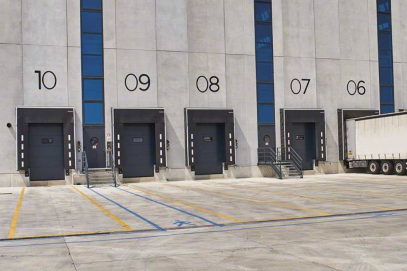 mise à disposition de locaux pour traitement des marchandises près de lyon