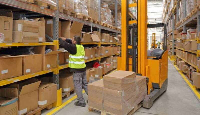entreprise spécialisée dans la logistique de colis proche à chassieu proche de lyon 69 